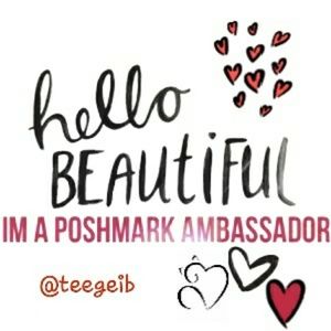 曆 Posh Ambassador 曆